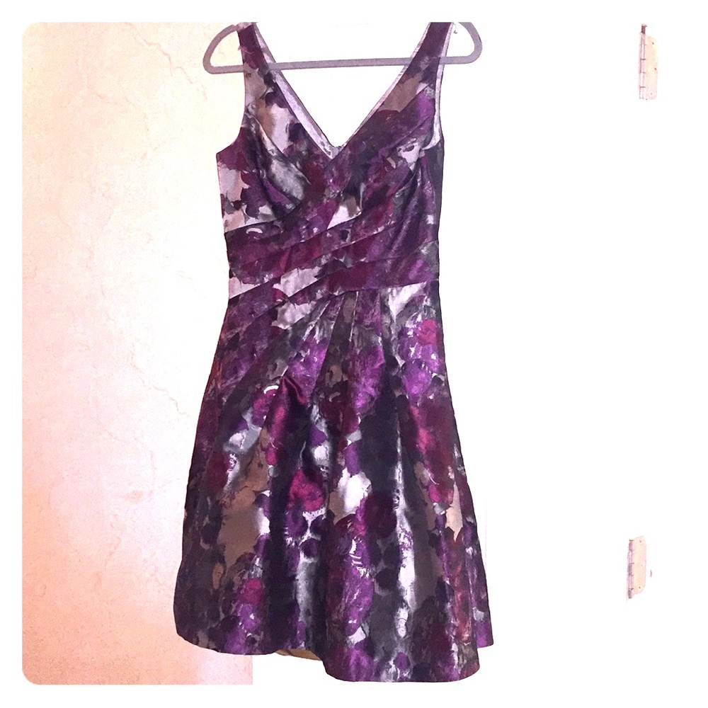 White House Black Market Stunning Dress